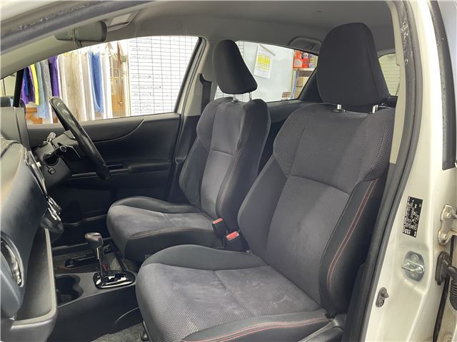 2011 Toyota Vitz RS GS